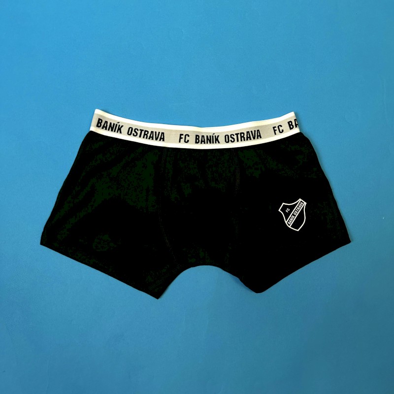 812_TRENKY CERNE UVODNI